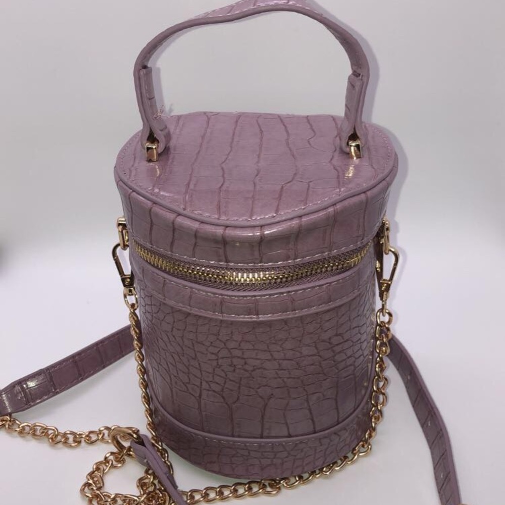 Bucket handbag - Picture 4 of 6